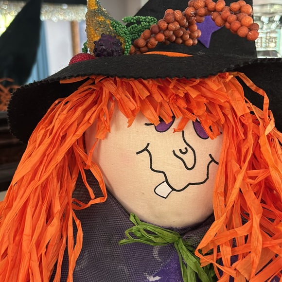 Halloween witch - Picture 2 of 5